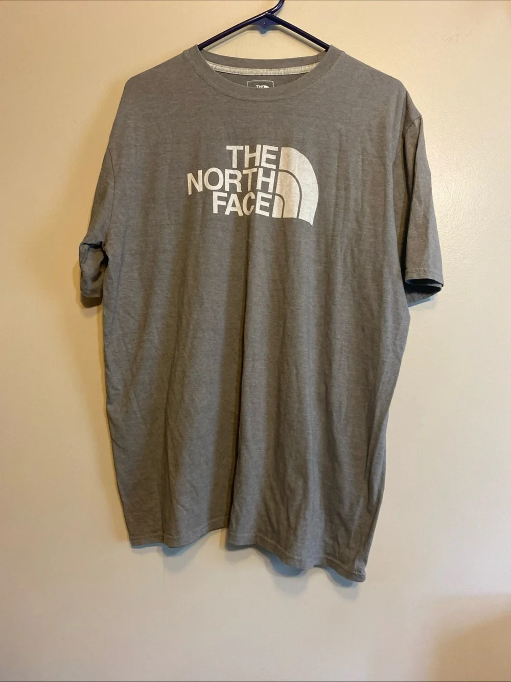 The North Face Mens‎ Large Gray Circular Design Logo Graphic Short Sleeve Shirt